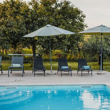 Castelo By Awaytocroatia * Буйе