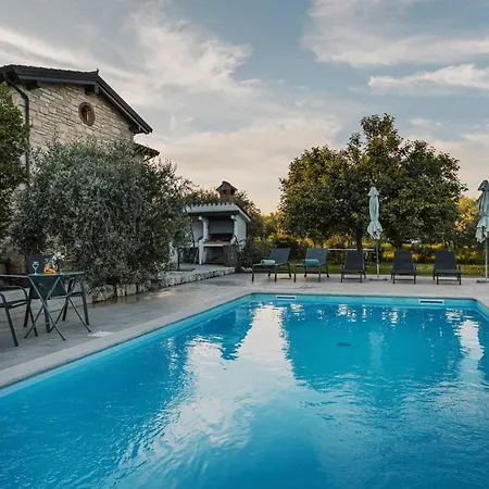 Castelo By Awaytocroatia Villa Buje