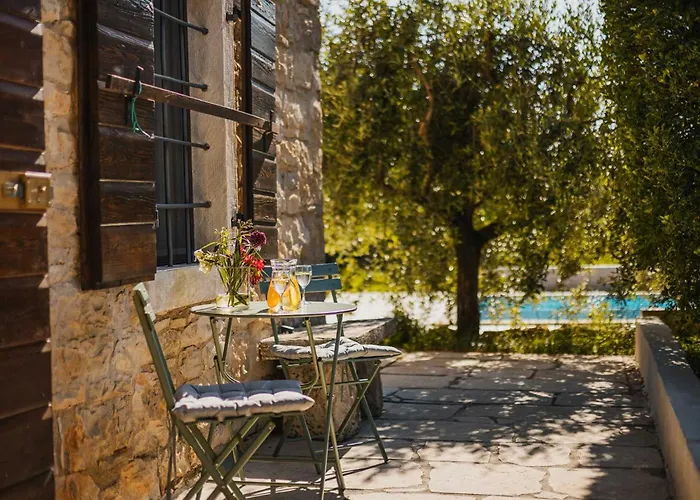Villa Castelo By Awaytocroatia